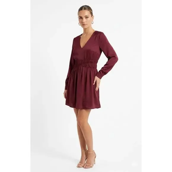 Express Burgundy Satin Long Sleeve V-Neck Mini Dress Size M - Picture 2 of 8